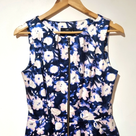 Cue Size 10 Black Purple Floral Fit & Flare Dress With Front Zip & Pockets - Picture 2 of 7